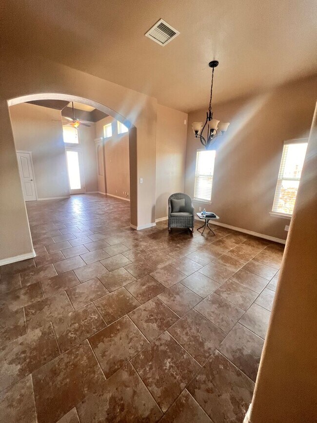 Foto del edificio - Charming Home in Gated Community with Modern Touches and Resort-Style Amenities