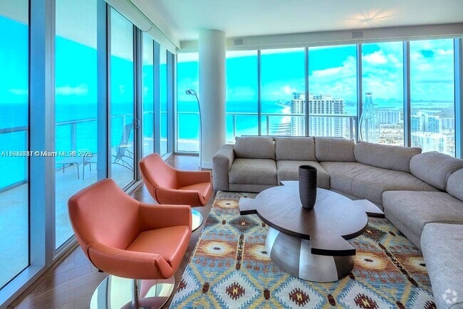 Building Photo - 17001 Collins Ave
