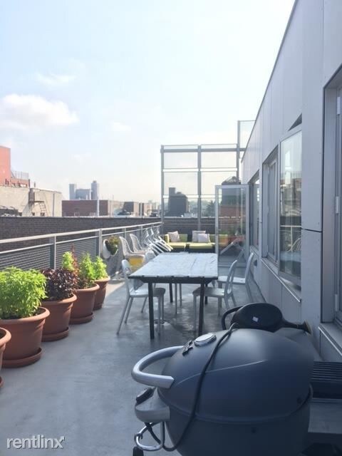 Foto principal - 4841 Broadway