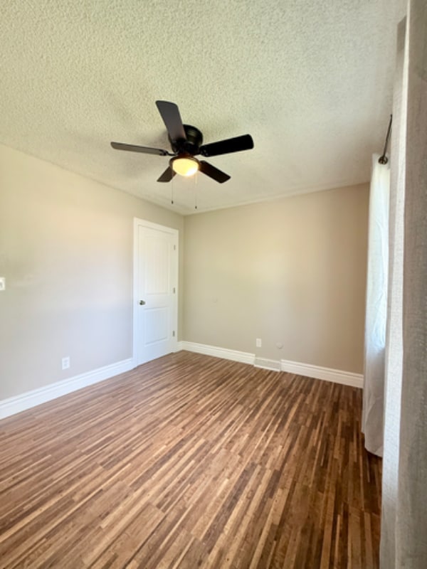 Building Photo - 1601 27th Ave