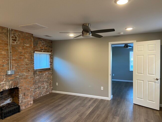 Foto del edificio - 231 E 6th St