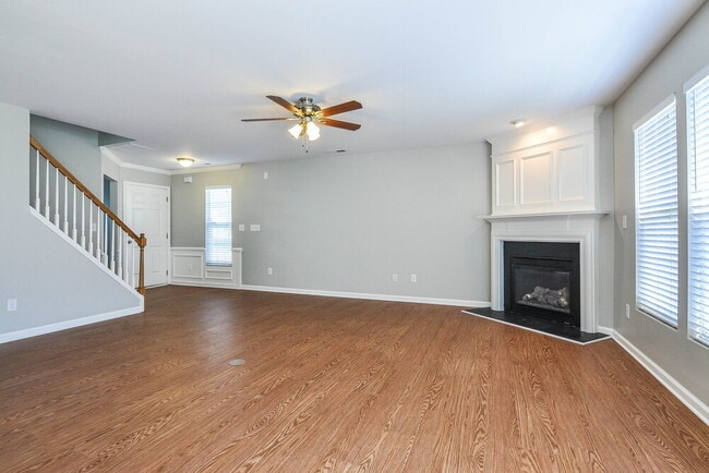 Foto del edificio - 2014 Gushing Dr