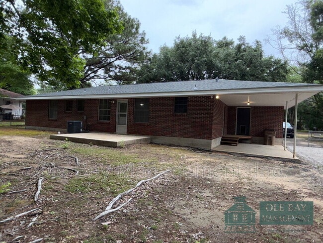 Building Photo - 2508 W Daniels Rd