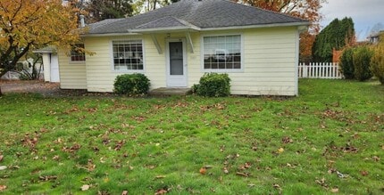 Building Photo - 2165 Ferndale Terrace