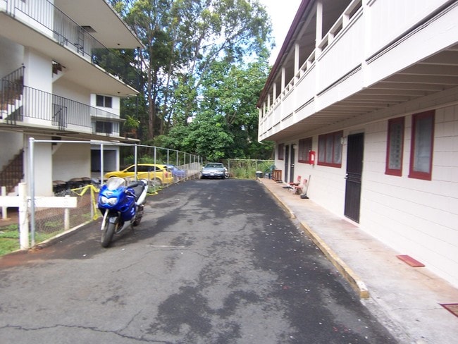 Building Photo - 306 Ohai Pl