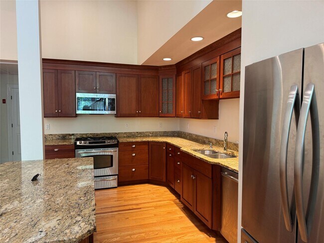 Building Photo - 6 Bennett Common Way