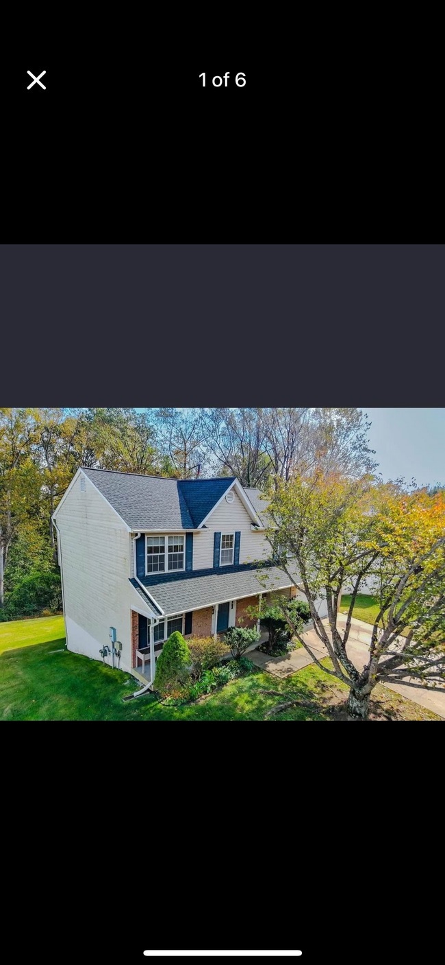 Building Photo - 12204 Clear Creek Dr