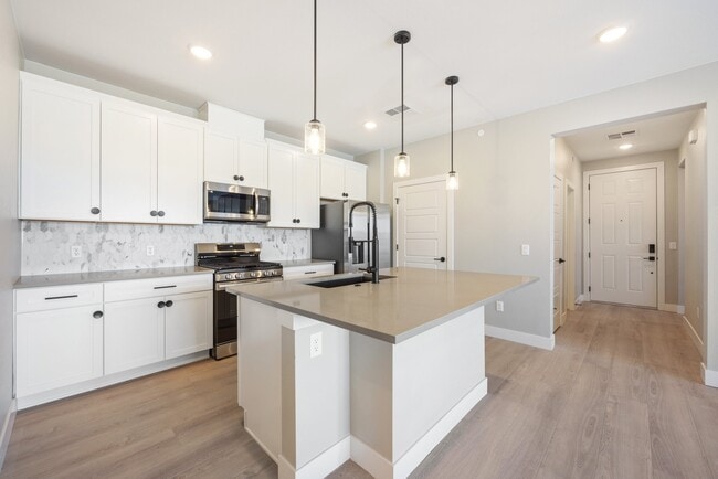 Building Photo - 16841 Askins Lp