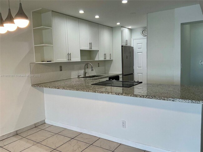 Foto del edificio - 1160 NE 191st St