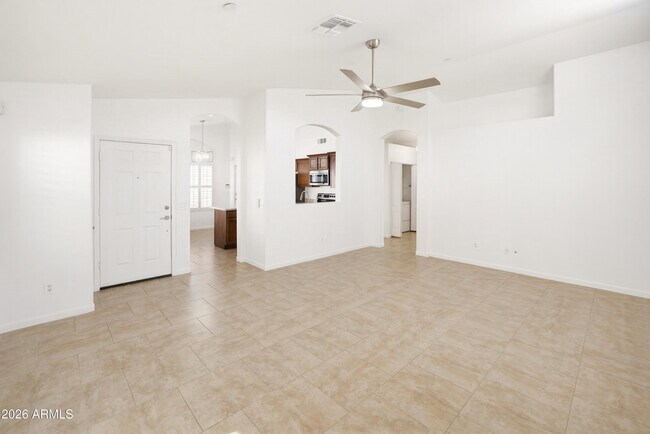 Foto del edificio - 9321 E Caribbean Ln