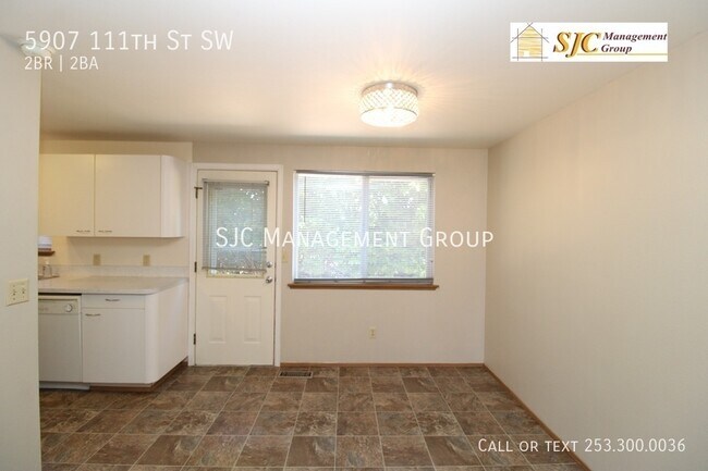 Building Photo - Two bedroom townhome in Lakewood for rent