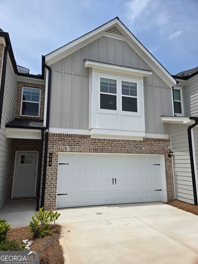 Building Photo - 308 Shine Dr