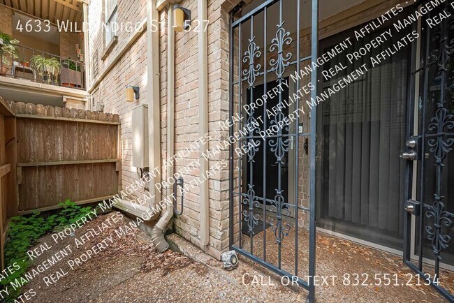 Foto del edificio - 4633 Wild Indigo St