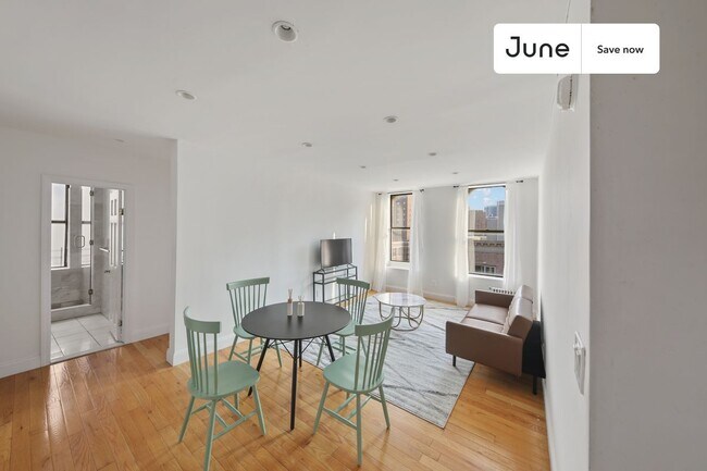 Building Photo - 23 E 109th St