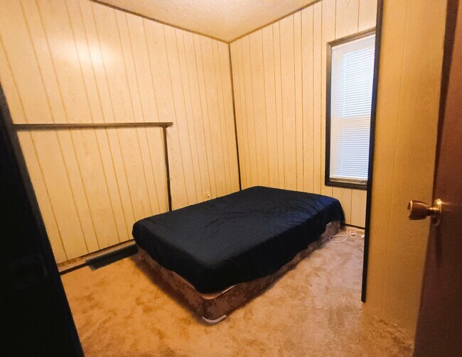 Foto del edificio - 305 E 25th St