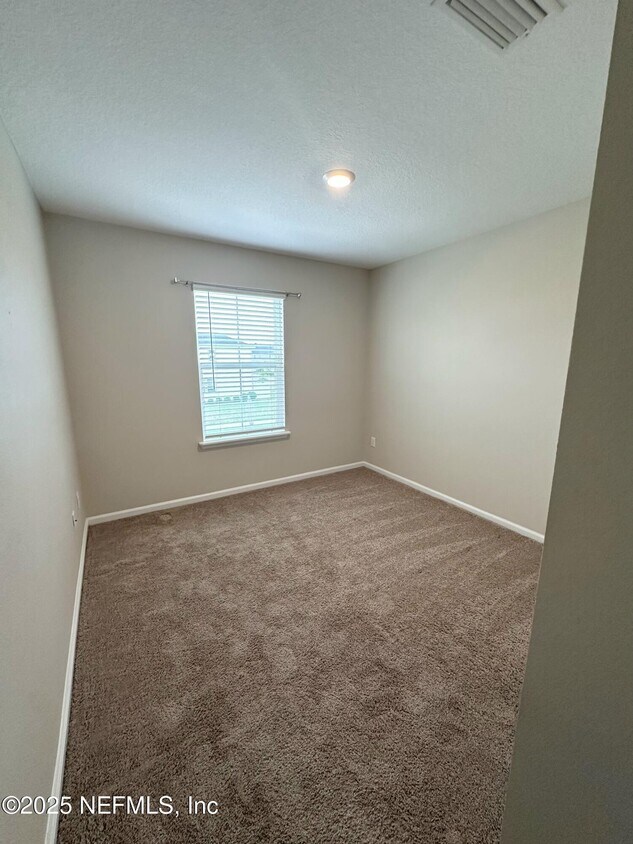 Foto principal - 7734 Merchants Way