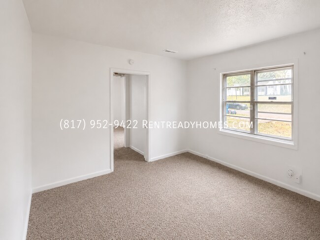 Building Photo - 1381 Creel Ct