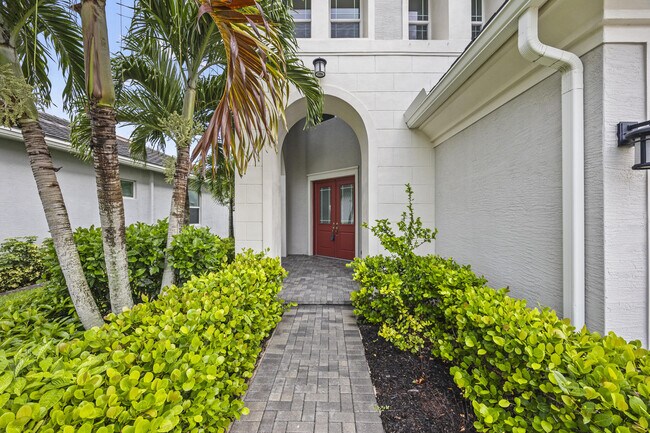 Building Photo - 16007 Whippoorwill Cir
