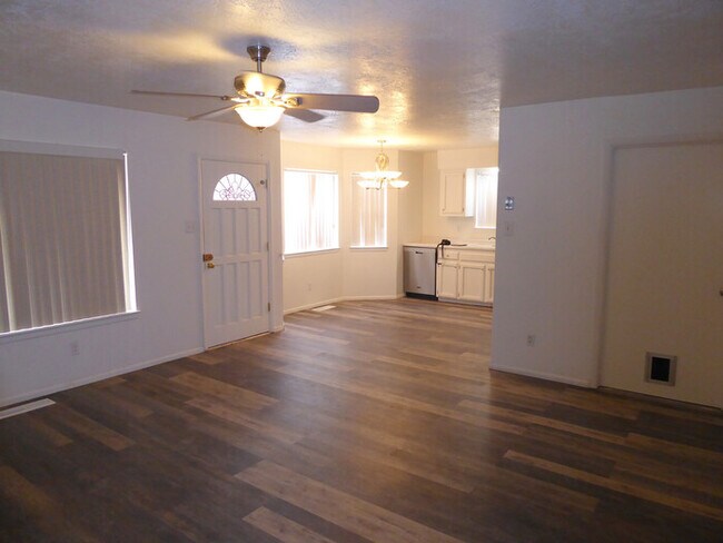 Building Photo - SCHEDULE YOUR SHOWING TODAY