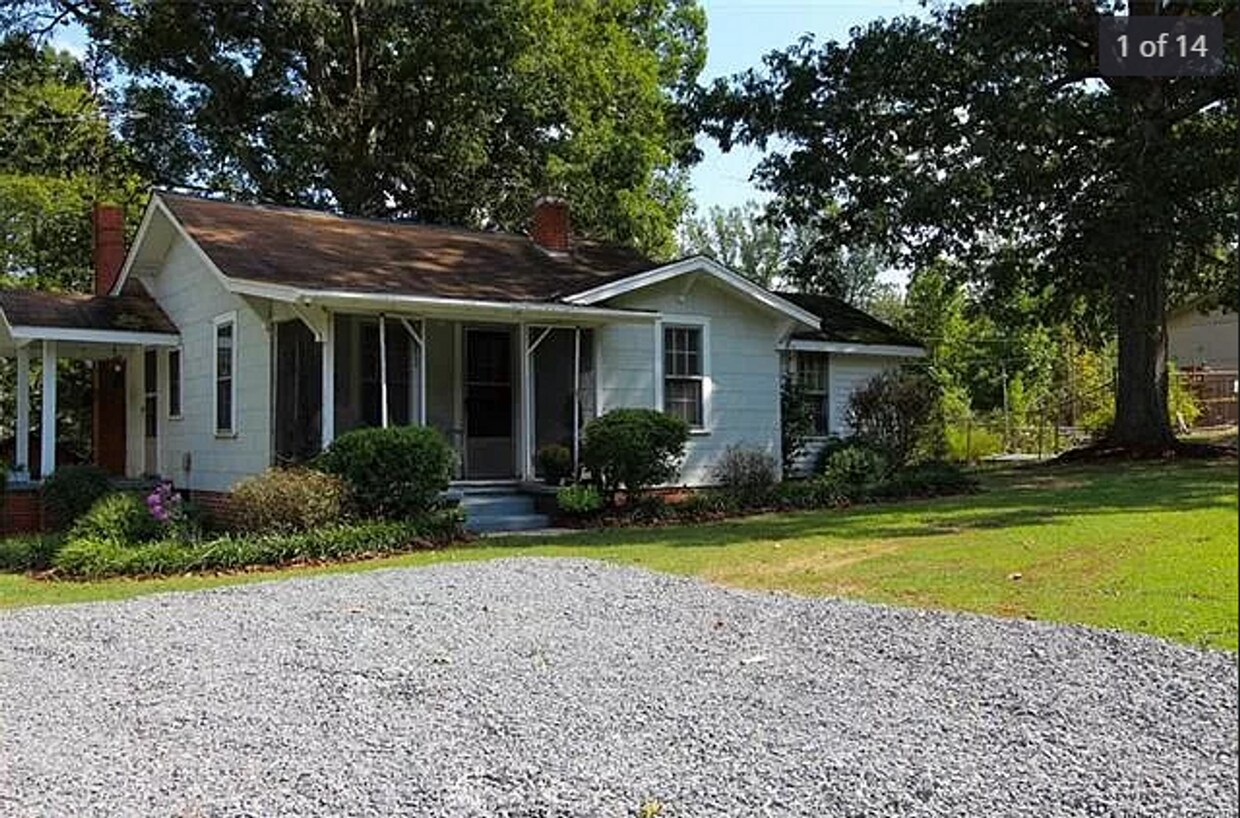 Primary Photo - Three bedroom, 2 bath house in Asheboro