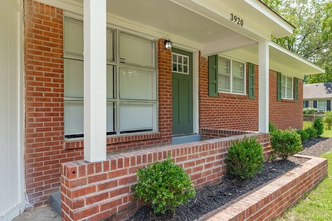 Foto del edificio - Beautifully Updated 3-Bedroom Home for Rent in Memphis