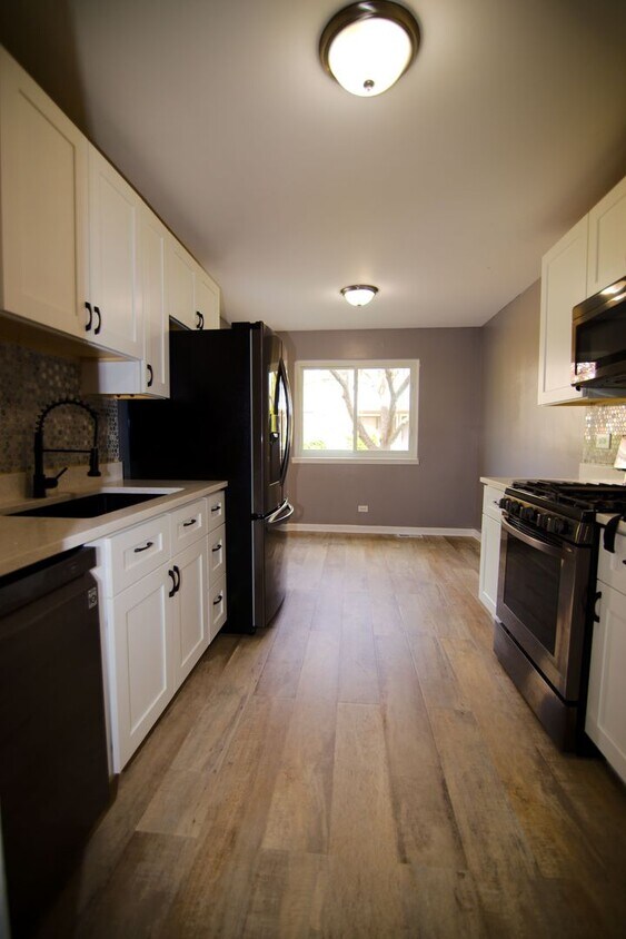 Foto principal - 1460 7 Pines Rd
