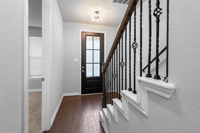 Foto del edificio - 9521 Towne Lake Pkwy