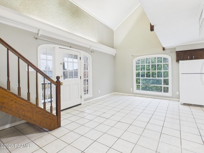 Building Photo - 107 Guillot Rd