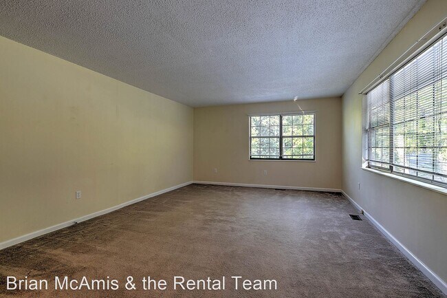 Building Photo - 3 br, 2.5 bath House - 1675 Celeste Ave.