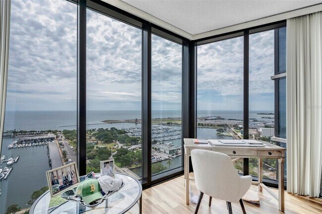 Foto del edificio - 1 Beach Dr SE