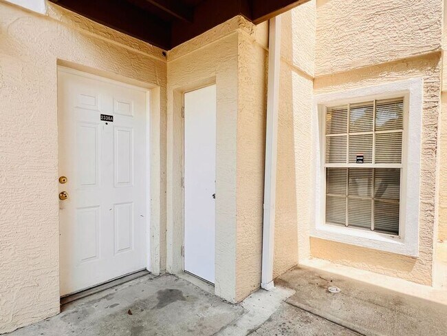 Building Photo - 2336 Prime Cir