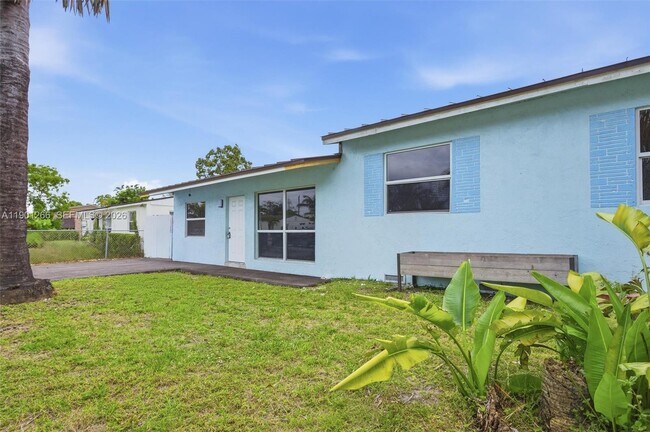 Foto del edificio - 2280 SW 43rd Ave