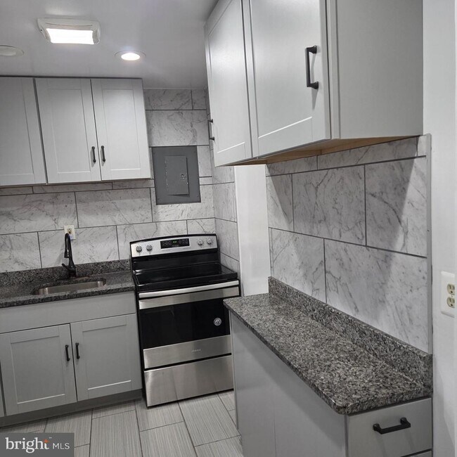 Foto del edificio - 2824 31st St SE