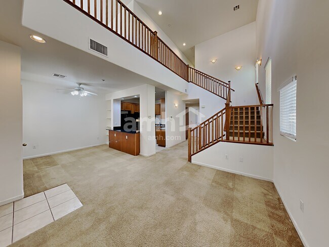 Building Photo - 10465 Tuscany Rose Court