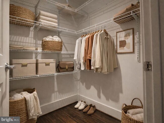 Foto del edificio - 2328 Champlain St NW