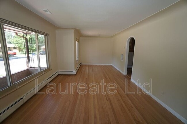 Foto del edificio - 1003 W Shepperd Ave