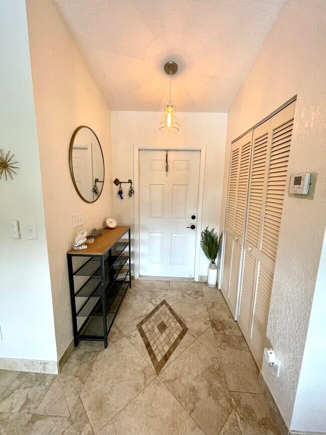 Foto del edificio - 1321 SW 129th Way