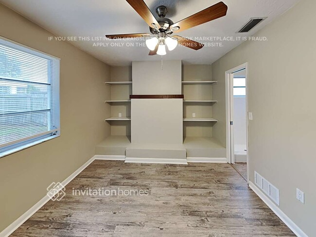 Building Photo - 155 Talley Dr