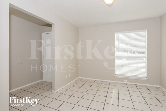 Foto del edificio - 612 Coolwood Ln