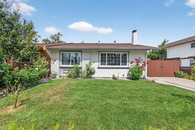 Foto del edificio - 1810 Peary Way