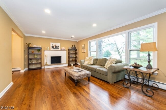 Building Photo - 18 Tremont Terrace