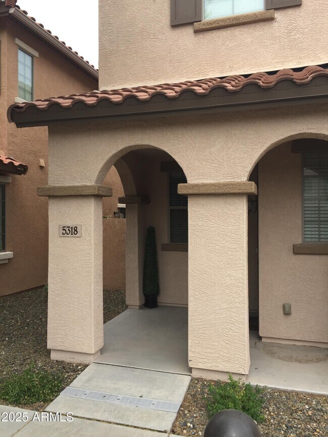Foto del edificio - 5318 W Chisum Trail