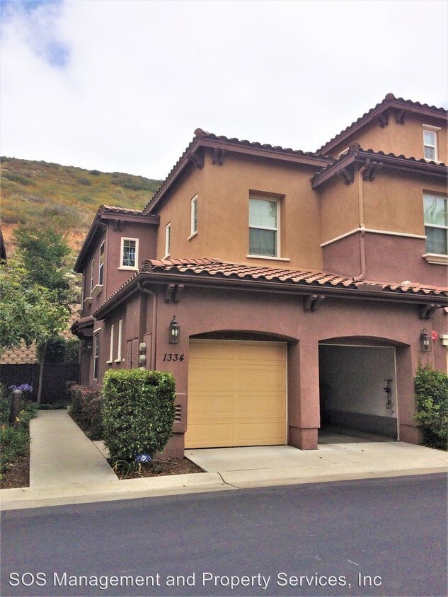 Foto principal - 4 br, 3 bath House - 1334 Sky Ridge Ct