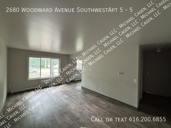Foto del edificio - 2680 Woodward Ave SW