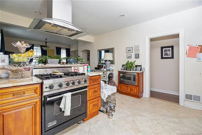 viking stove - 83 Beaumont St