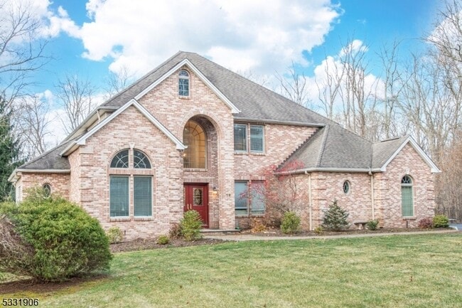 Photo - 16 Indian Hill Rd House