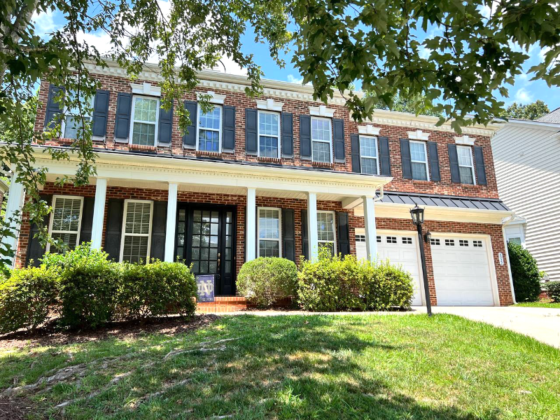 Foto principal - 8022 Lansford Rd