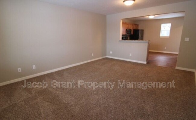 Building Photo - 103 Lincoln Dr