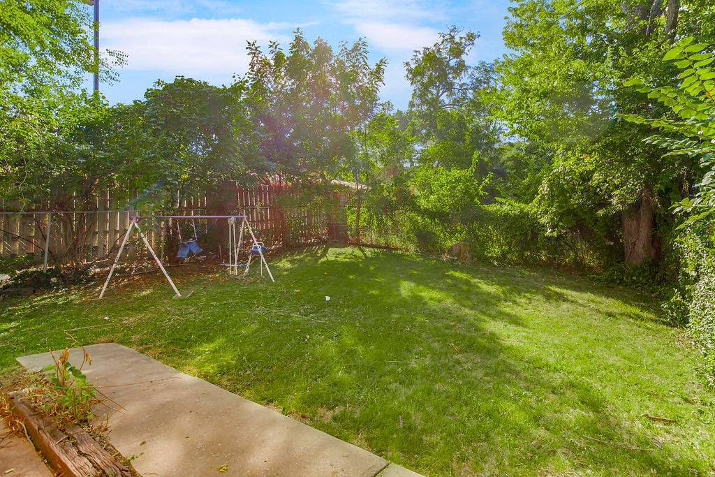 Primary Photo - 1251 E Walnut St