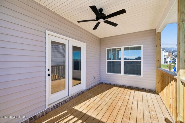 Foto del edificio - 122 Roseberry St